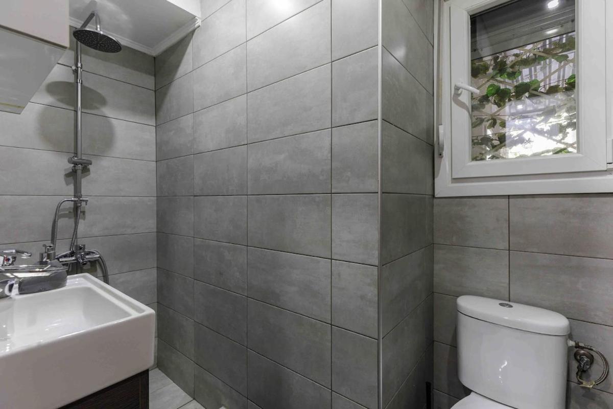 Stylish Apartment In City Center Thessaloníki Eksteriør bilde
